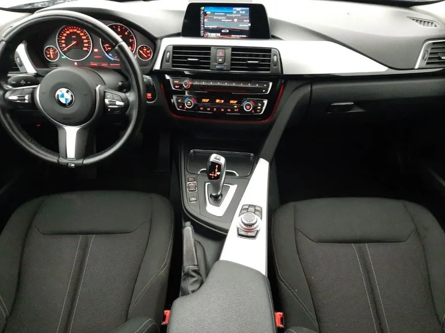 Bmw SERIE 3 TOURING TOURING 318d 150 LOUNGE BVA Image 3