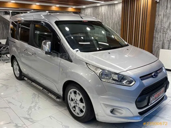 Ford Tourneo Connect 1.5 TDCI Titanium Image 2